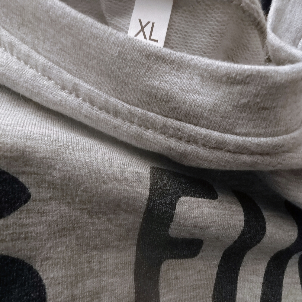 Gray Graphic Sweatshirt Size XL - Picture 2 of 3